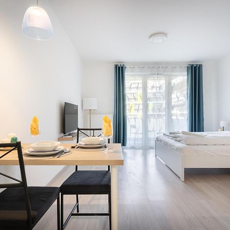 Grand Corvin Studio With Balcony Budapeszt Zewnętrze zdjęcie