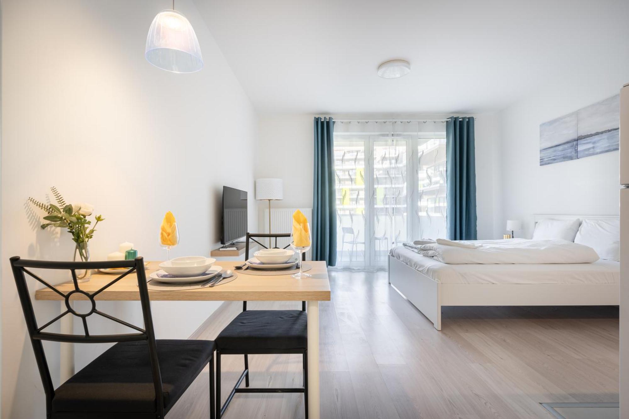 Grand Corvin Studio With Balcony Budapeszt Zewnętrze zdjęcie